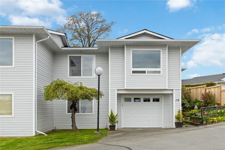 Property Photo:  4125 Interurban Rd #28  BC V8Z 4W8 