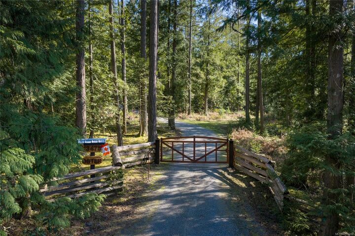 Property Photo:  13475 Cedar Rd  BC V9G 1H5 