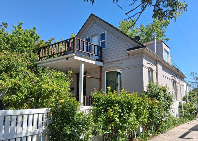 Property Photo: 442 E 800 S UT 84111