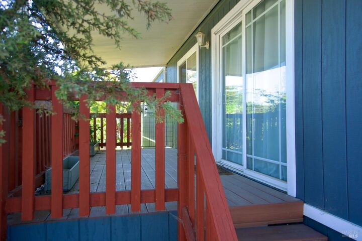 Property Photo:  514 Loma Verde Lane  CA 94928 