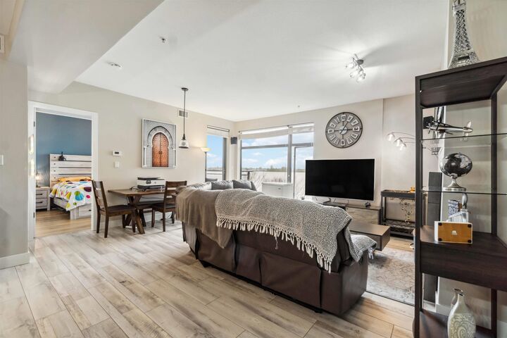 Property Photo: 14300 Riverport Way 201 BC V6W 0A4