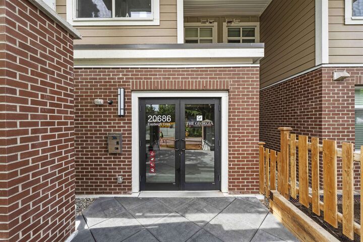 Property Photo: 20686 Eastleigh Crescent 305 BC V3A 0M4