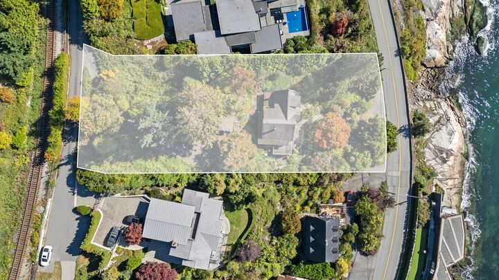 Property Photo: 3721 Sunset Lane BC V7V 1N3