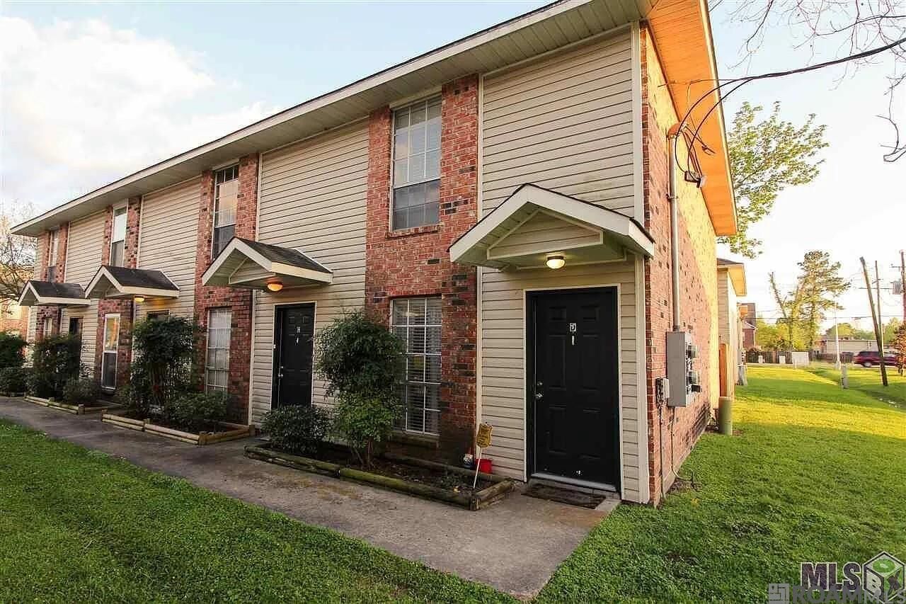 Property Photo: 1734 Brightside Dr #D LA 70820