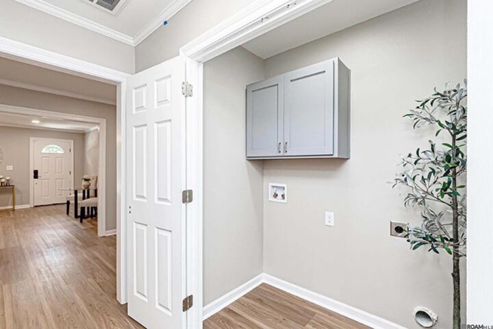 Property Photo: 10011 Avenue B LA 70807