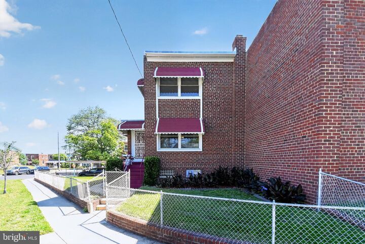 Property Photo:  5539 5th Street NE  DC 20011 
