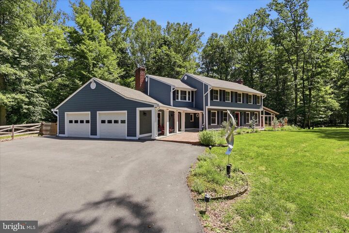 Property Photo: 7514 Evans Ford Road VA 20124