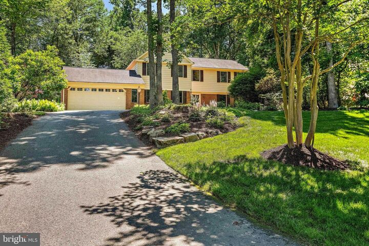 Property Photo:  11311 Handlebar Road  VA 20191 