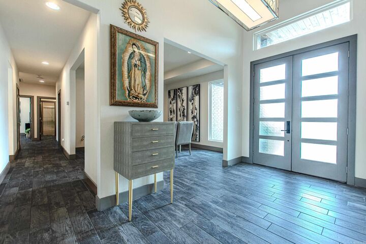 Property Photo:  15 Cypress Lake Ct  AR 72113 