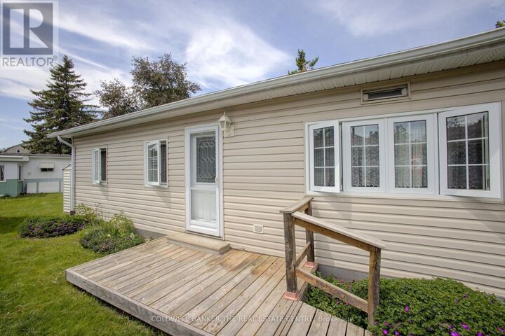 Property Photo:  4 Locust Hill Drive  ON L9S 1R8 