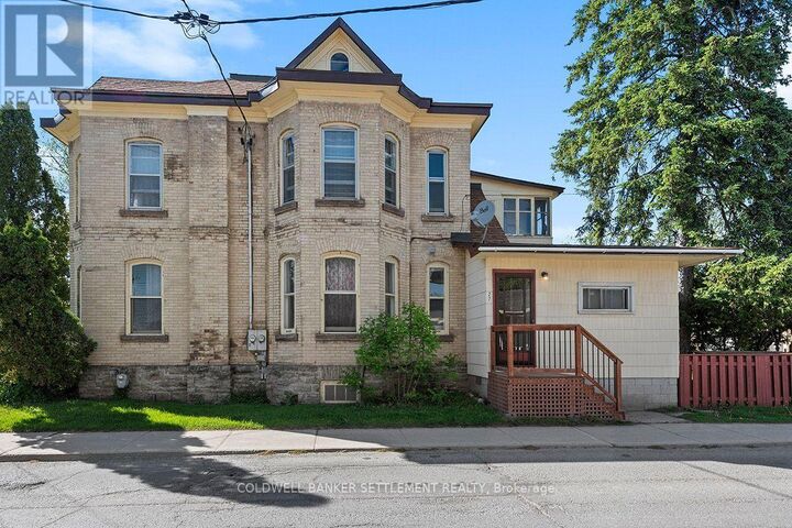Property Photo:  55 Wilson Street West  ON K7H 2N5 