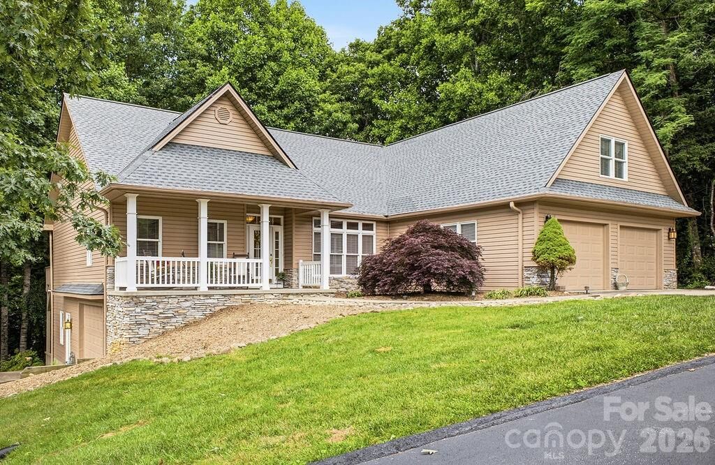 Property Photo:  3121 Cove Loop Road  NC 28739 