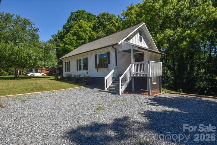 Property Photo: 345 W Lowrance Avenue NC 28115