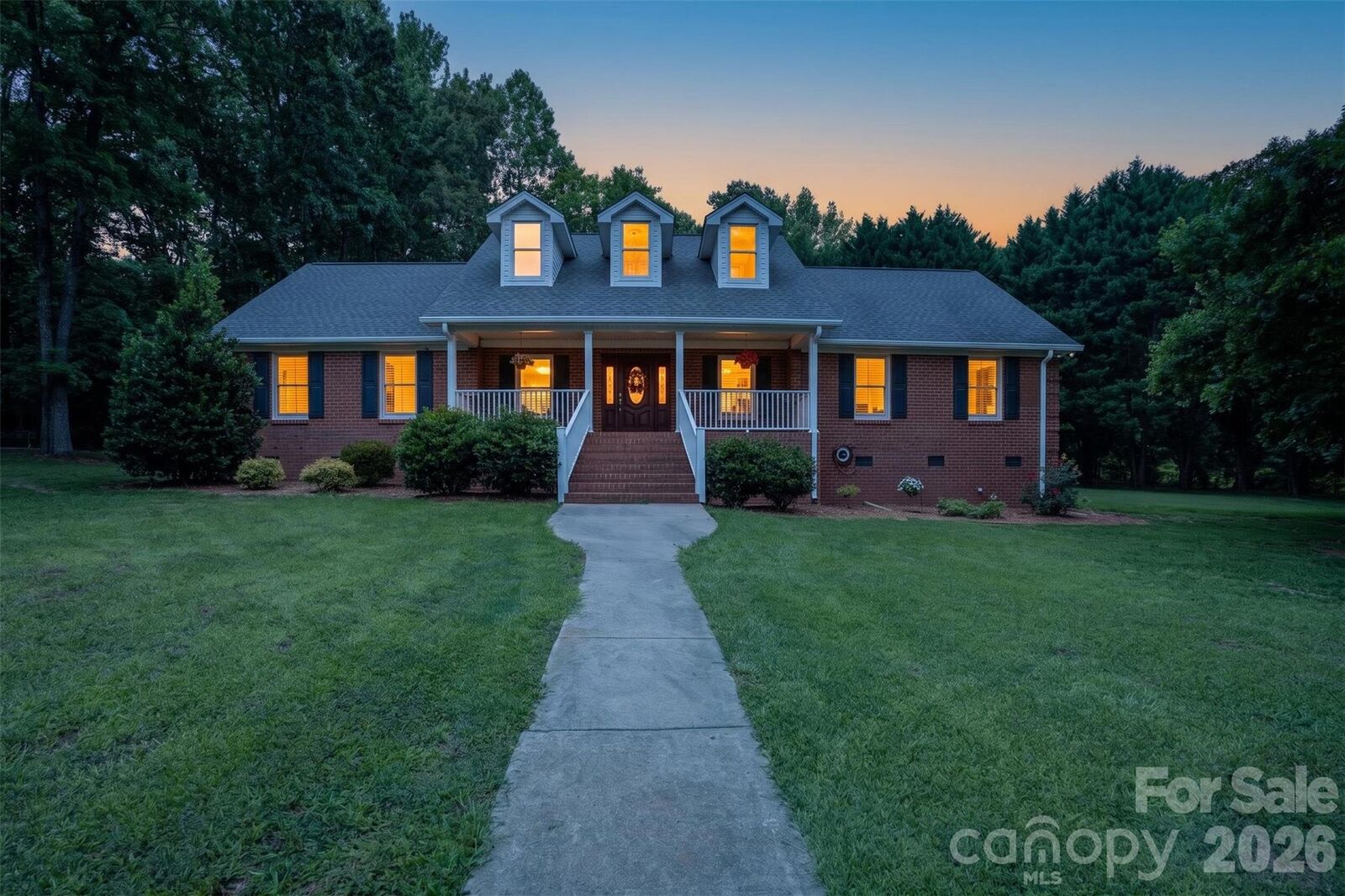 Property Photo: 8234 Dennis Road NC 28227