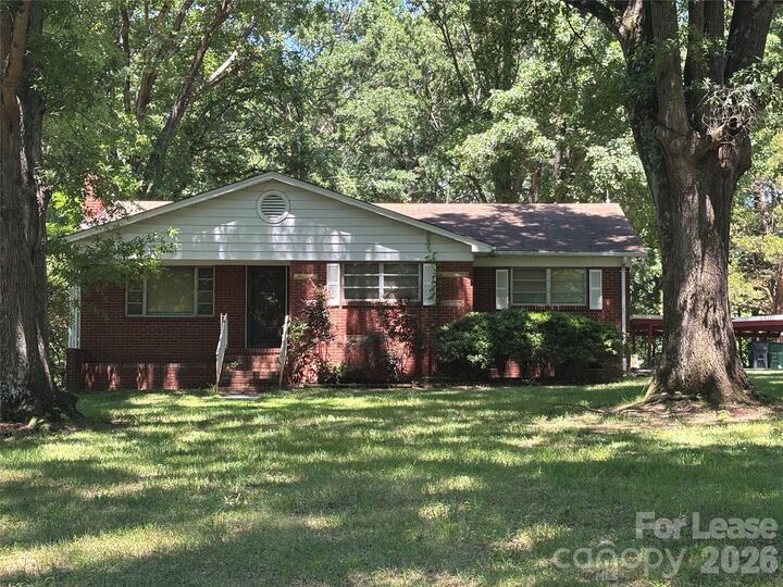 Property Photo:  2311 Back Creek Church Road  NC 28213 