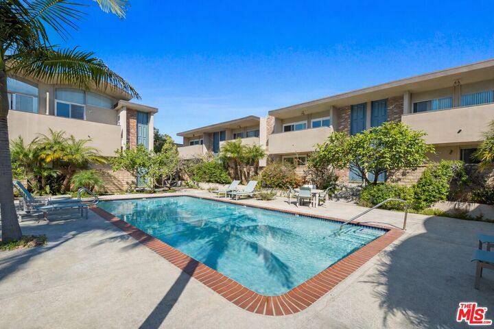 Property Photo:  4710 La Villa Marina  CA 90292 