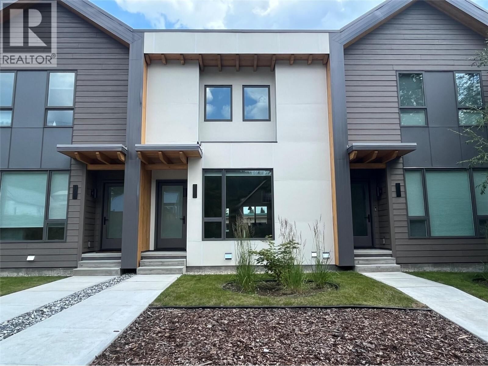 Property Photo: 2452 Washington Street 4 BC V0G 1Y0