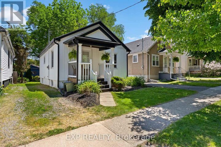 Property Photo:  28 Grantham Avenue  ON L2P 3B4 