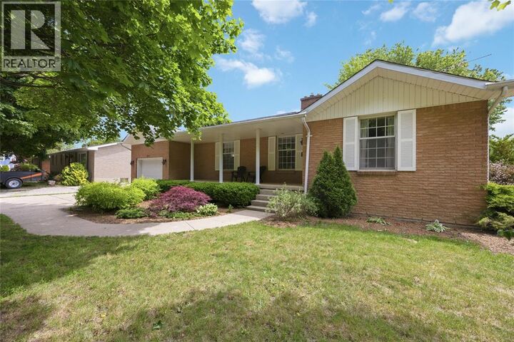 Property Photo:  941 Wilson Street  ON N0P 1M0 