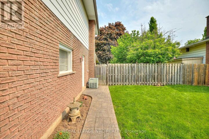 Property Photo:  6968 Brian Crescent  ON L2J 3P3 