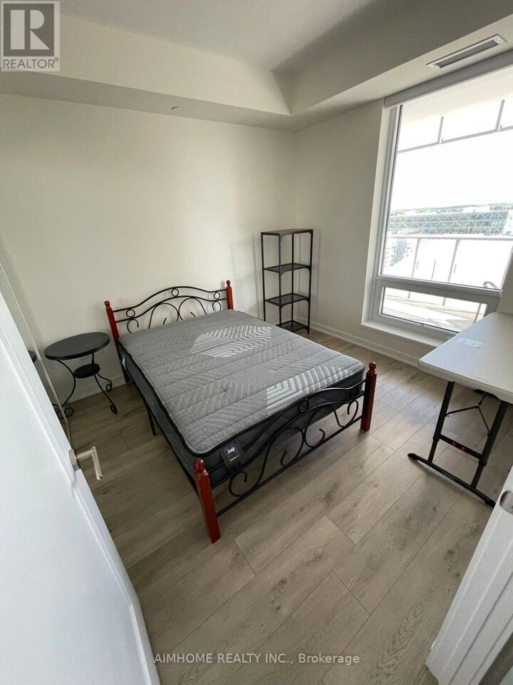 Property Photo:  28 Freeland Street 1701A  ON M5E 0E3 