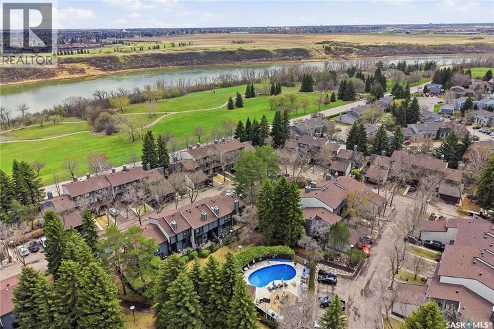 Property Photo:  20 455 Pinehouse Drive  SK S7K 5X1 