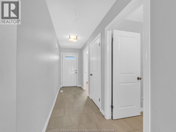 Property Photo:  1186 Peabody Avenue  ON N8P 0C7 