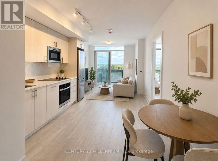 Property Photo:  2545 Simcoe Street North 934  ON L1L 0W3 