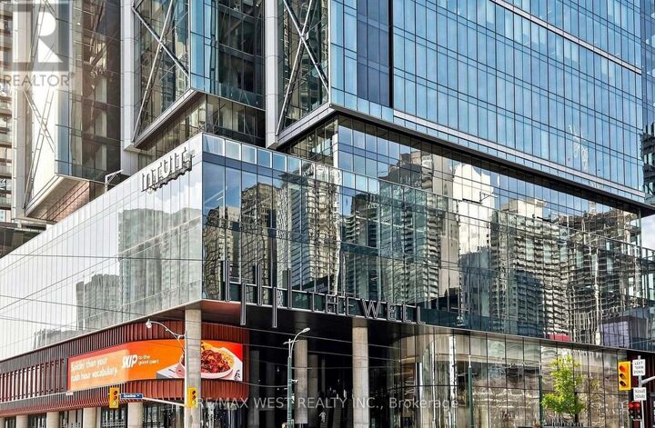Property Photo:  397 Front Street West 3712  ON M5V 3S1 