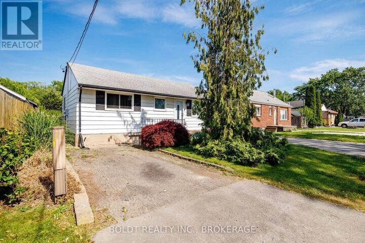 Property Photo:  41 Ferndale Avenue  ON L2P 1V9 