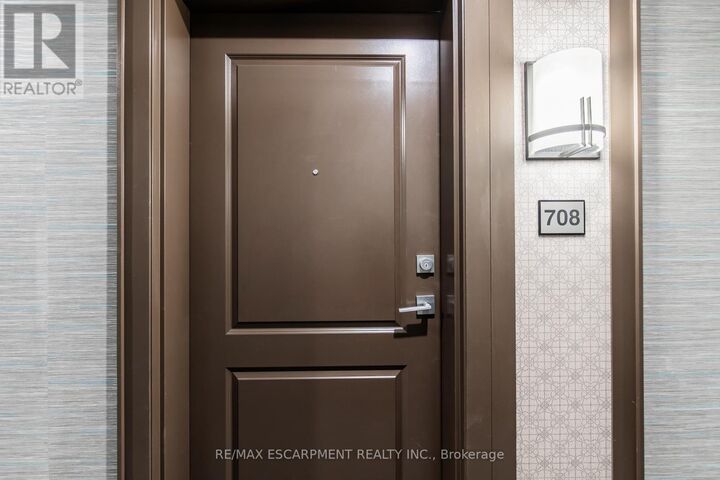 Property Photo: 450 Dundas Street 708 ON L8B 1Z2