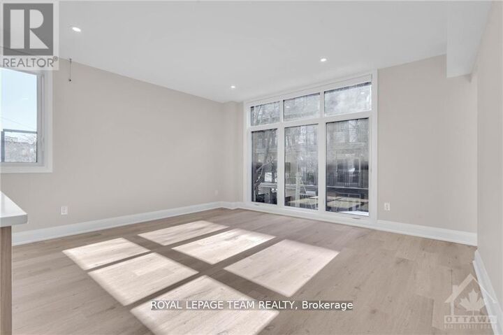Property Photo:  58 Florence Street 2  ON K2P 0W7 