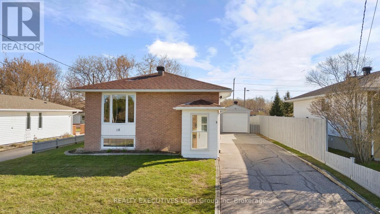 Property Photo: 18 Van Horne Crescent ON P1A 3L3
