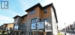 Property Photo:  939 West Village Square  ON N6H 5J9 