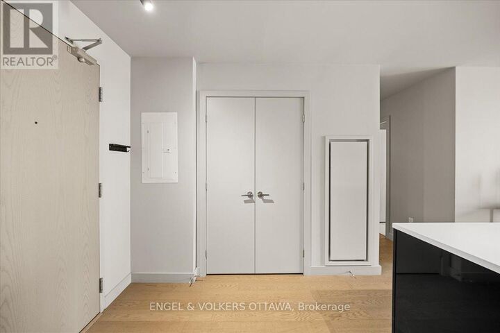 Property Photo:  224 Lyon Street North 1612  ON K1R 0C1 
