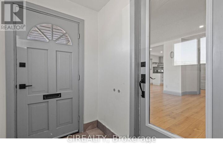 Property Photo:  14 Elmwood Avenue  ON L2R 2T7 