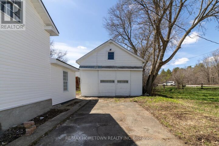 Property Photo:  11445 County Rd 7 Road  ON K0G 1R0 