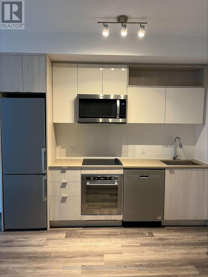 Property Photo: 60 Princess Street 832 ON M5A 2C7