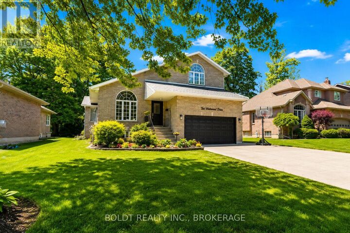 Property Photo:  10 Westwood Drive  ON L3K 6B8 