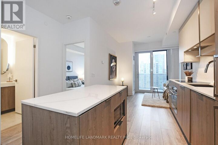 Property Photo:  15 Holmes Avenue 1406  ON M2N 0L4 
