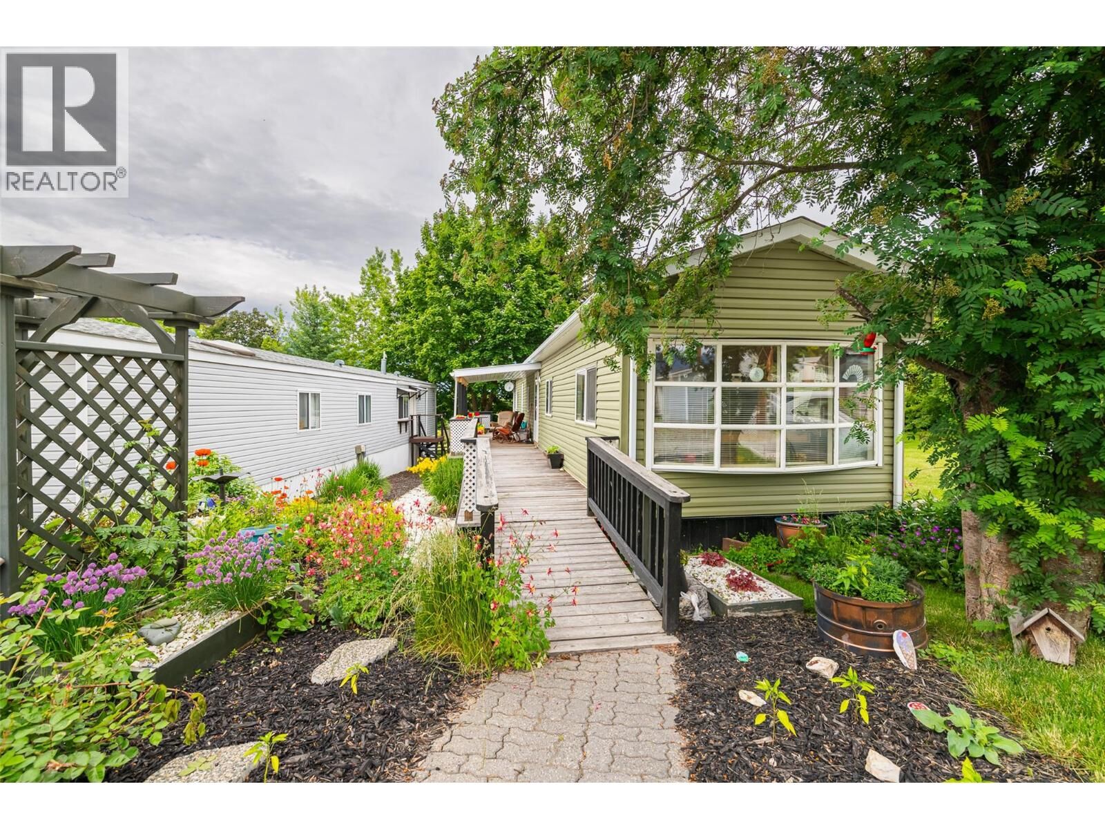 Property Photo:  1421 Erickson Street 4  BC V0B 1G1 