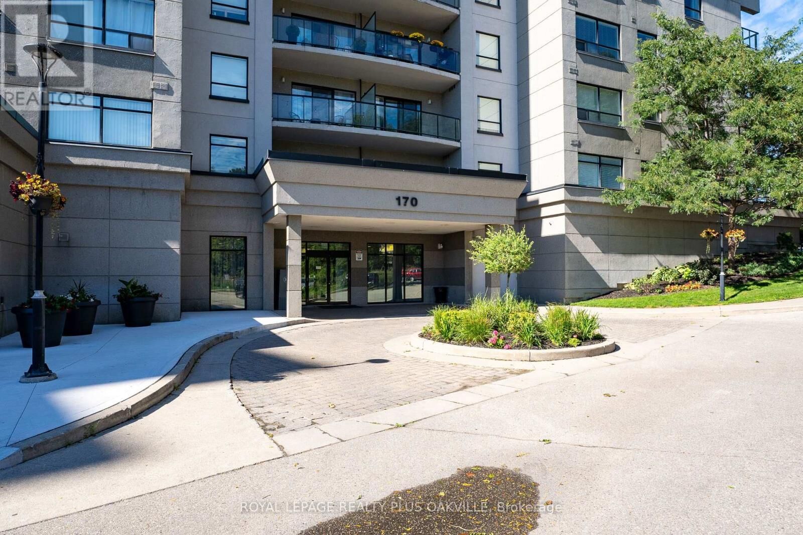 Property Photo: 170 Water Street North 1207 ON N1R 3B6