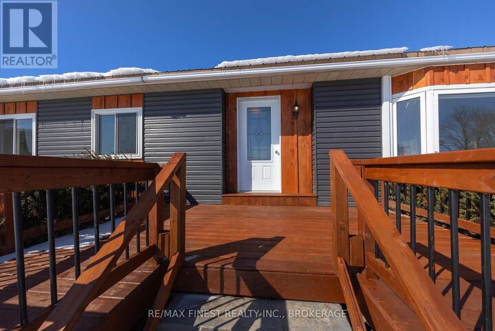 Property Photo:  1162 Thousand Islands Parkway  ON K0E 1R0 