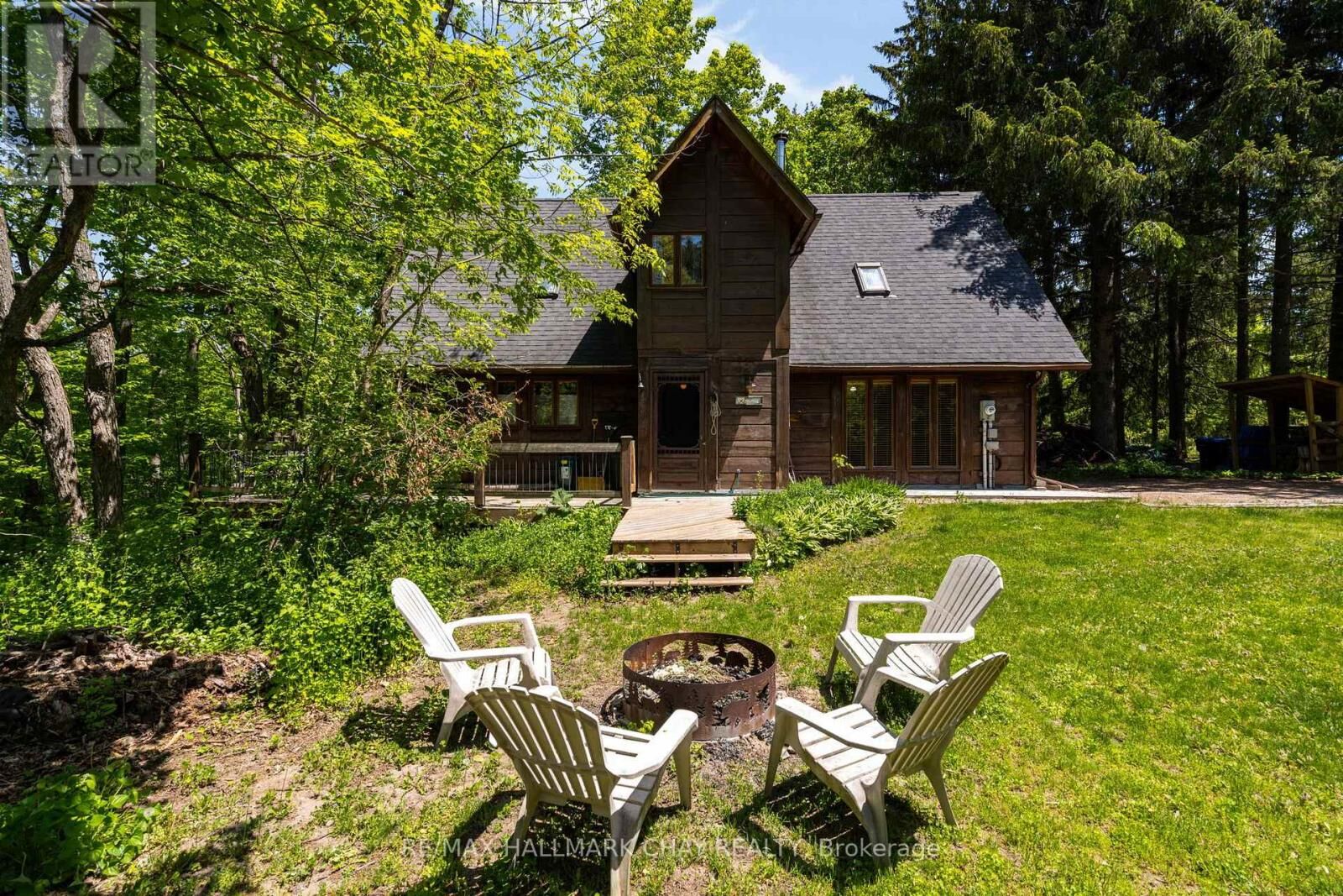 Property Photo:  47 Cathedral Pines Road  ON L4M 4Y8 