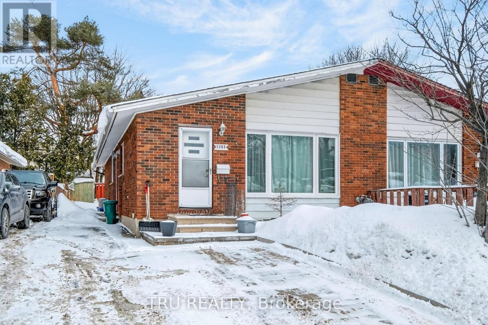 Property Photo:  1263 Maitland Avenue B  ON K2C 2C4 