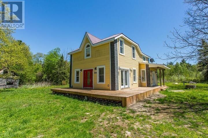 Property Photo:  2521 U Line Rd  ON P0R 1G0 