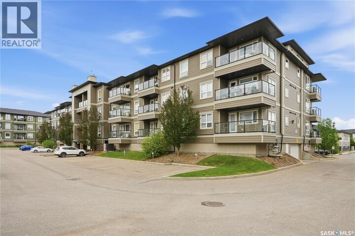 Property Photo: 5314 110 Willis Crescent SK S7T 0N5