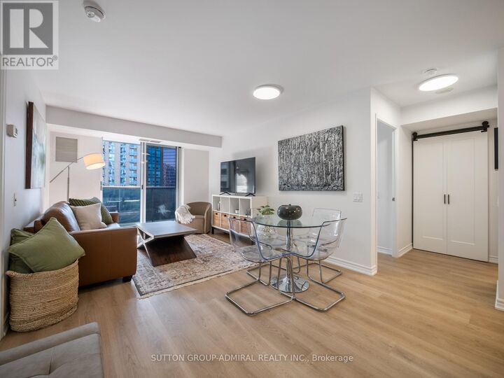 Property Photo:  35 Finch Avenue East 1112  ON M2N 6Z8 