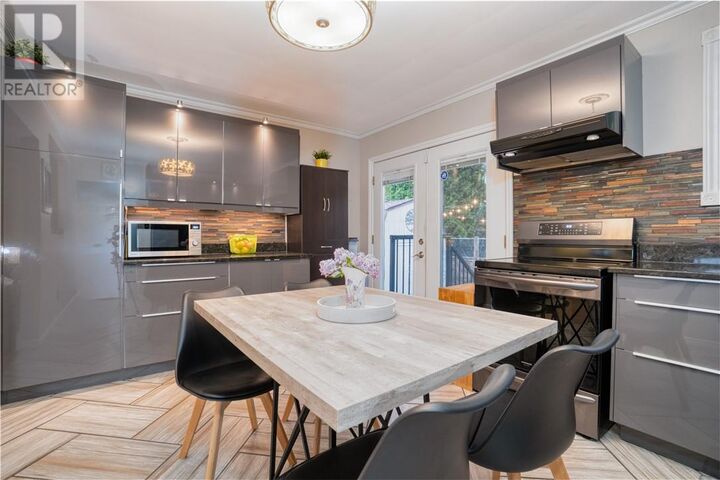 Property Photo:  718 Westmount  ON P3A 1B5 