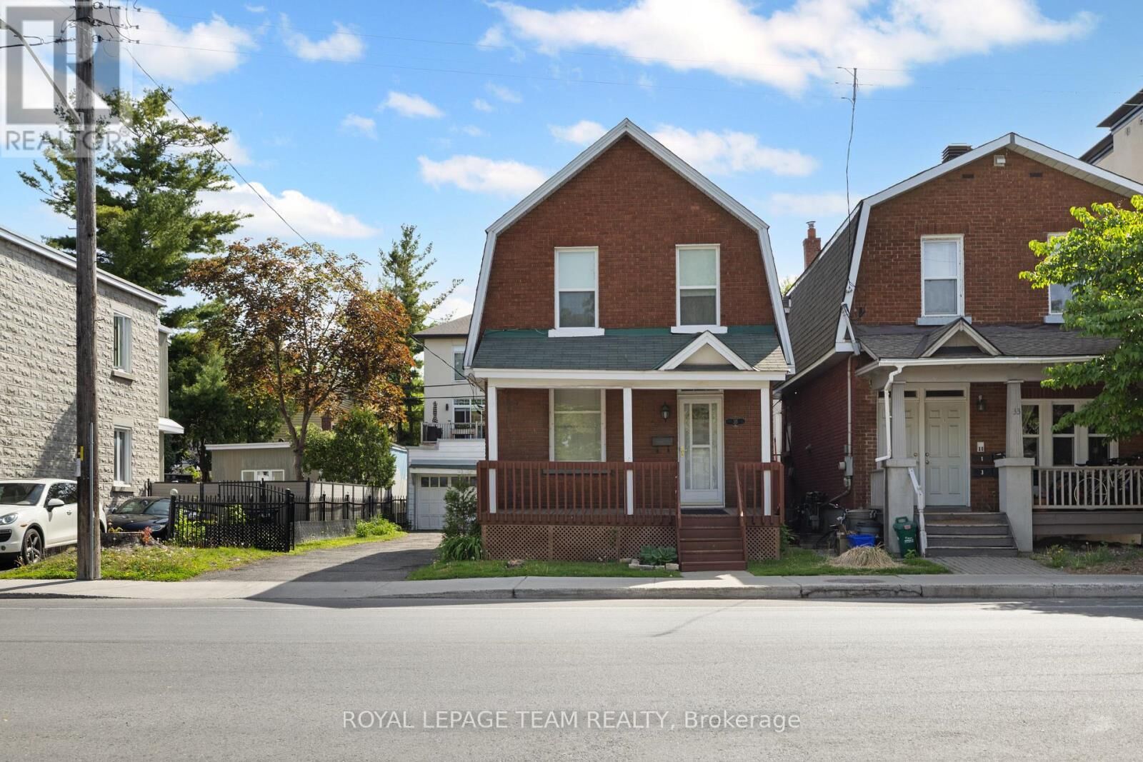 Property Photo:  35 Springfield Road  ON K1M 1C8 